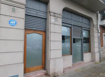 Local comercial , Villa General Mitre · Exclenete Local Comercial en La Zona de Mueblerias, en Villa Mitre