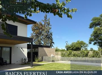 Casa · 3 Dormitorios · 2 Cocheras · Casa - San Lorenzo Chico