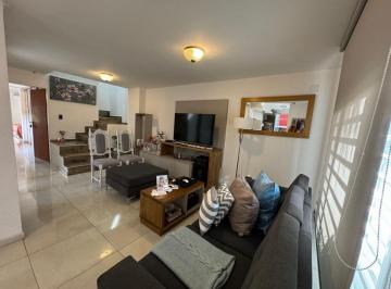 Casa de 7 ambientes, Córdoba · Excelente Casa en Cerro Chico 3 Dorm. 3 Baños, Lista Para Ser Tu Proximo Hogar!