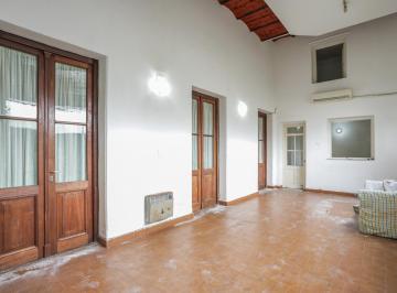 PH · 116m² · 5 Ambientes · PH a Refaccionar en San Cristóbal