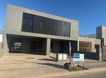 PH · 135m² · 3 Dormitorios · 2 Cocheras · Venta - Duplex 3 Dorm. 3 Baños - Colinas de Manantiales
