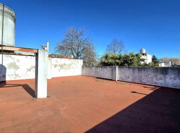PH · 55m² · 3 Ambientes · PH a Refaccionar con Patio y Terraza en Villa Luro