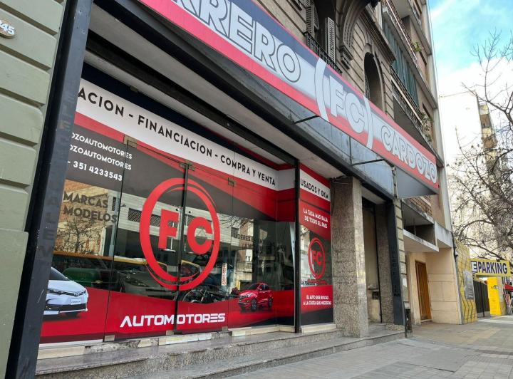 Local comercial · 600m²