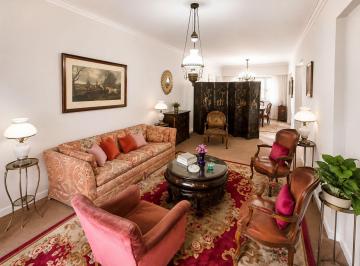 Departamento · 132m² · 5 Ambientes · 1 Cochera · Departamento en Belgrano