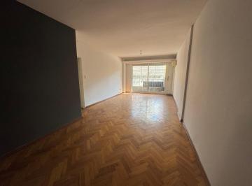 Departamento · 94m² · 4 Ambientes · 1 Cochera · Semipiso de 4 Ambientes con Balcón, Baulera y Cochera en Venta en Belgrano