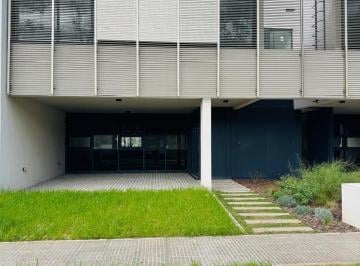Casa · 159m² · 6 Ambientes · 2 Cocheras · Excelente Duplex en Numa Malagueño, 3hab, 3bañ