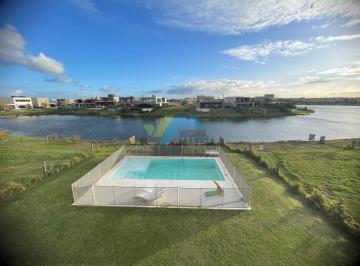 Casa · 343m² · 7 Ambientes · 2 Cocheras · Casa en Venta en Costas, Puertos, Escobar