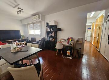 Departamento de 3 ambientes, Villa Devoto · Depto 3 Amb Cfte. S/lumin. Lav. Exc Ubic S/boulevard Chivilcoy a 20 Mtrs Avda Beiro
