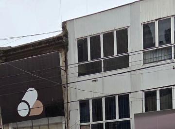 Local comercial , Once · Alquiler Azcuenaga 500 Local en Tres Plantas. Once