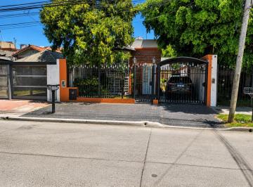 Casa · 123m² · 4 Ambientes · 1 Cochera · Venta Casa 4 Ambientes San Martin