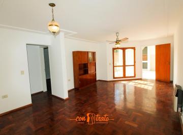 Departamento · 72m² · 3 Ambientes · Depto en Alquiler de 2 Dormit Coc/sep Balcon C/ Asador en Ovidio Lagos 130 Bº General Paz