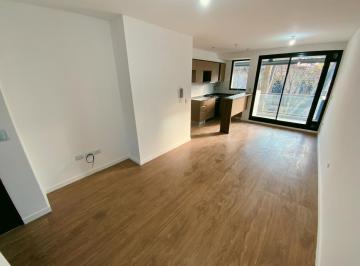 Departamento · 45m² · 2 Ambientes · Callao 1479 - Departamento de 1 Dormitorio con Patio en Alquiler - Lourdes, Rosario