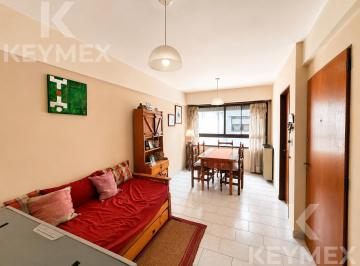 Departamento · 43m² · 3 Ambientes · Venta Departamento 2 Dorm. en La Plata | Calle 56 E/ 17 y 18 | Ideal Inversión / Excelente Dis