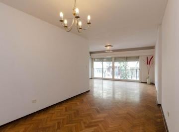 Departamento · 121m² · 4 Ambientes · 1 Cochera · Venta Colegiales 4 Amb con Dependencia y Cochera