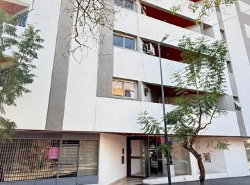 Departamento de 2 ambientes, Córdoba · Duarte Quiros a m del Shopping! Dos Balcones