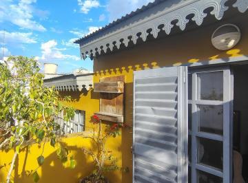 PH · 106m² · 5 Ambientes · PH en Venta - Patio - Parrilla - 2 Plantas - Silencioso - Chacarita