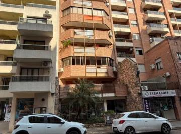 Departamento de 3 ambientes, Córdoba · Nueva Cordoba - Departamento 2 Dorm. Enorme
