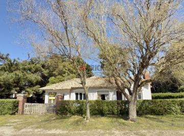 Casa · 102m² · 5 Ambientes · 1 Cochera · Casa en Parque Peña - Mar del Plata