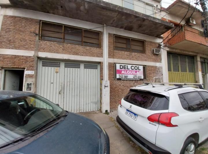 Bodega-Galpón · 700m²