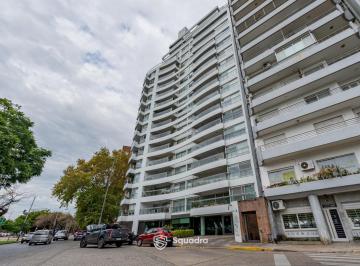 Departamento · 185m² · 5 Ambientes · 2 Cocheras · Venta | Permuta - Piso Exclusivo de 3 Dorm. con Amenities - Centro Río - Apto Crédito.