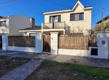 JYB-JY1-2460_2 · Casa en Alquiler 485 26 y 27