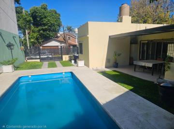 Casa · 88m² · 3 Ambientes · 1 Cochera · Ventas Casa 3 Ambientes Jardin Piscina Castelar