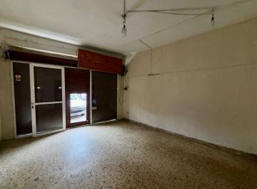 Local comercial · 30m² · Alquiler Local, Zapiola N 1941, Bernal Oeste
