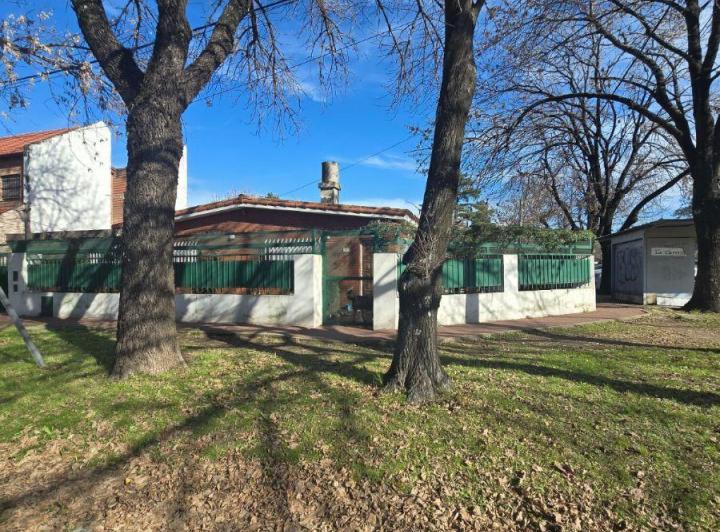 Casa · 119m² · 5 Ambientes · 2 Cocheras