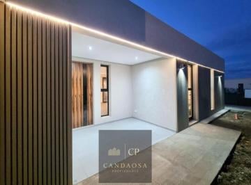 Casa · 155m² · 5 Ambientes · Mlm. Increíble Casa en Área 6, Barrio San Sebastián