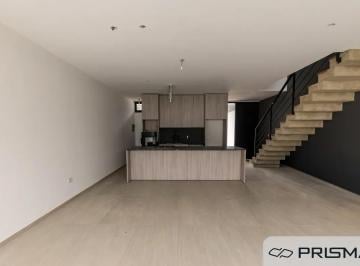 Casa de 5 ambientes, Córdoba · Dúplex - 3 Dorm. - Nobú Town