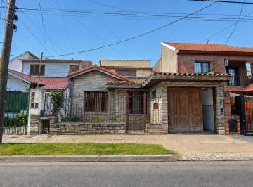 Terreno · 275m² · Terreno de 8,66x32 Apto Duplex o Triplex en Venta. Olivos