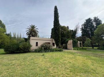Casa · 8158m² · Casa en Venta en Villa Elisa