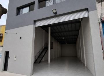 Bodega-Galpón de 2 ambientes, Almirante Brown · Alquiler Amplio Galpón Comercial con Oficinas Privadas. a Estrenar. Excelente Ubicación en Burzaco