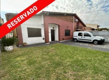 PH · 88m² · 3 Ambientes · 1 Cochera · Casa con Jardin y Cochera