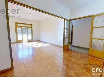 Departamento · 132m² · 4 Ambientes · Departamento Tipo PH 1° Piso por Escalera 153 m² Totales con Patio y Balcon Villa Crespo