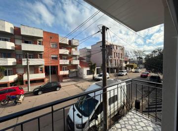 PH · 91m² · 3 Ambientes · 2 Cocheras · PH de 3 Ambientes Reciclado a Nuevo con Cochera Doble y Balcon