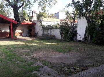 Casa · 5 Ambientes · Hermosa Casa Super Amplia con Parque!
