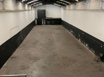 Bodega-Galpón · 522m² · 1 Cochera · Alquiler Galpon Maipu 655 - Centro