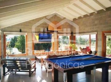 Casa · 240m² · 5 Ambientes · 2 Cocheras · Casa en Venta Dina Huapi Apto Credito, Permuta