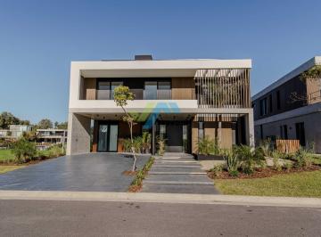 Casa · 550m² · 6 Ambientes · 2 Cocheras · Casa en Venta en El Yacht, Nordelta, Tigre