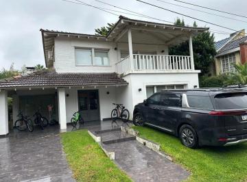 FVR-FVR-1702_2 · Casa en Venta Country Club El Venado I