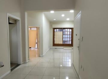 Local comercial · 85m² · Muñiz 400 Local en Alquiler