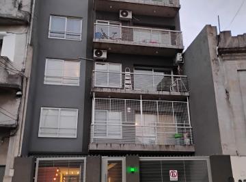Departamento de 1 ambiente, Caballito · Oportunidad Caballito | Monoambiente C/cochera Cubierta + Balcón Sol