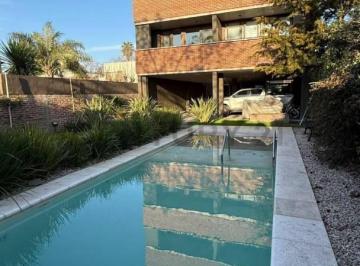 Departamento · 68m² · 2 Ambientes · 1 Cochera · Departamento de 1 Dormitorio en Alquiler Complejo Ficus