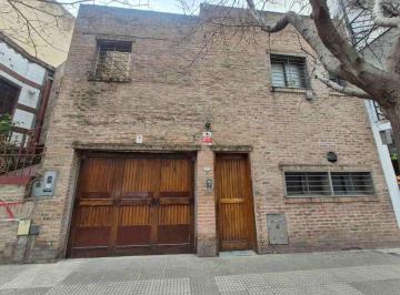Casa · 200m² · 4 Ambientes · 1 Cochera · Casa en Alquiler en Palermo