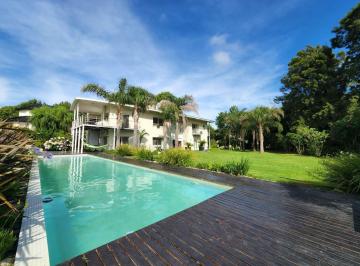 Casa · 250m² · 6 Ambientes · Venta Casa 6 Amb en Isla Santa Monica - Tigre
