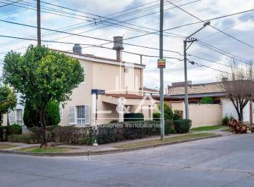 Casa de 4 ambientes, Salta · Casa Tipo Dúplex en Esquina con 3 Dorm. en Venta en B° El Periodista