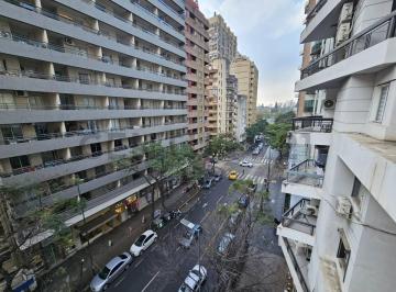 Departamento · 70m² · 3 Ambientes · 1 Cochera · Alquiler Nueva Córdoba | 2 Dorm. con Cochera y Seguridad Las 24 Hs | Estrada 160