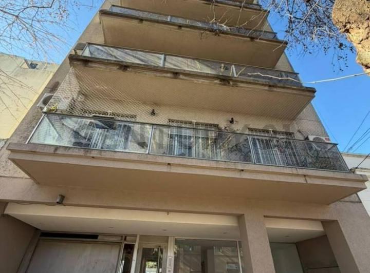 Departamento · 50m² · 3 Ambientes · 1 Cochera