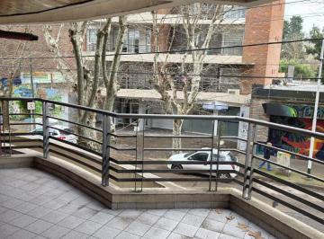 Departamento de 2 ambientes, Esteban Echeverría · Departamento con Cochera Cubierta y Balcón Al Frente en Alquiler